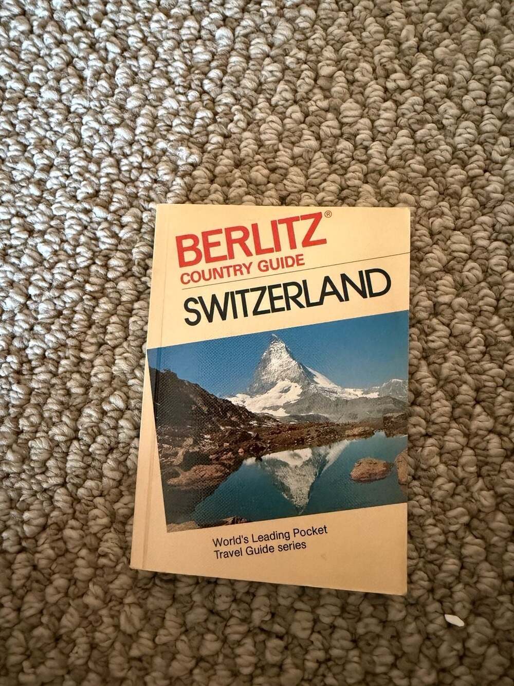 Berlitz Country Guide Switzerland Pocket Travel Guide Paperback